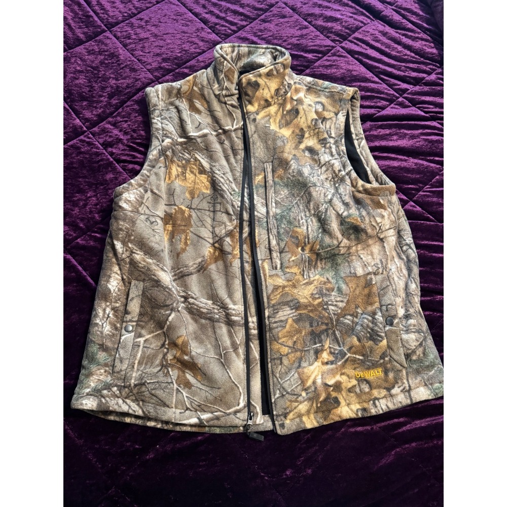 DEWALT Heated Vest Mens XL Realtree Camo Hunting Fleece Workwear NO BATTERY